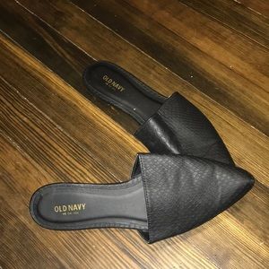 Old navy black snakeskin mules